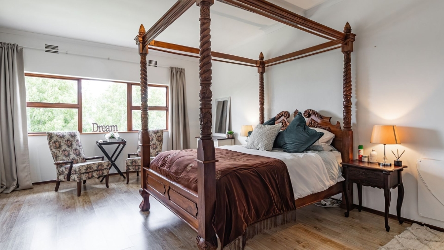 Commercial Property for Sale in Knysna Rural Western Cape